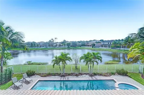 19226 N Hibiscus Street Weston FL 33332