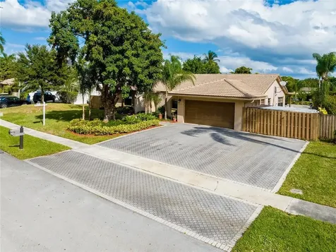 1550 NW 96th Avenue Plantation FL 33322