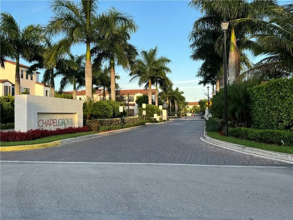 20971 NW 1st Place Pembroke Pines FL 33029