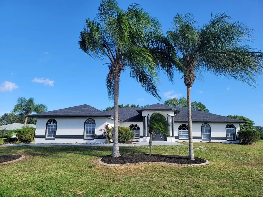 825 Spring Lake Boulevard Sebring FL 33876