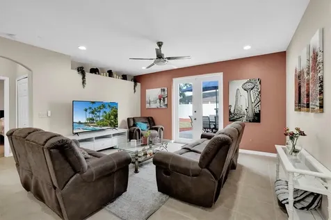 547 Madina Davenport FL 33837
