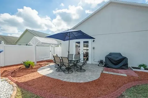 547 Madina Davenport FL 33837