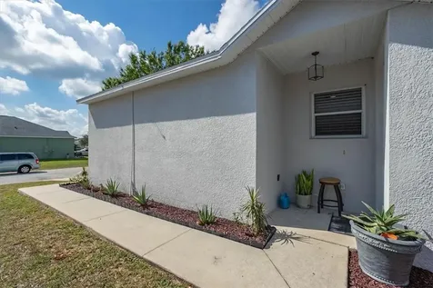 547 Madina Davenport FL 33837