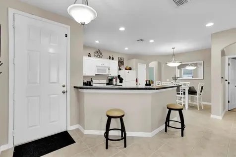 547 Madina Davenport FL 33837
