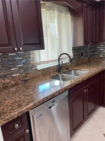 8641 NW 46th Street Lauderhill FL 33351