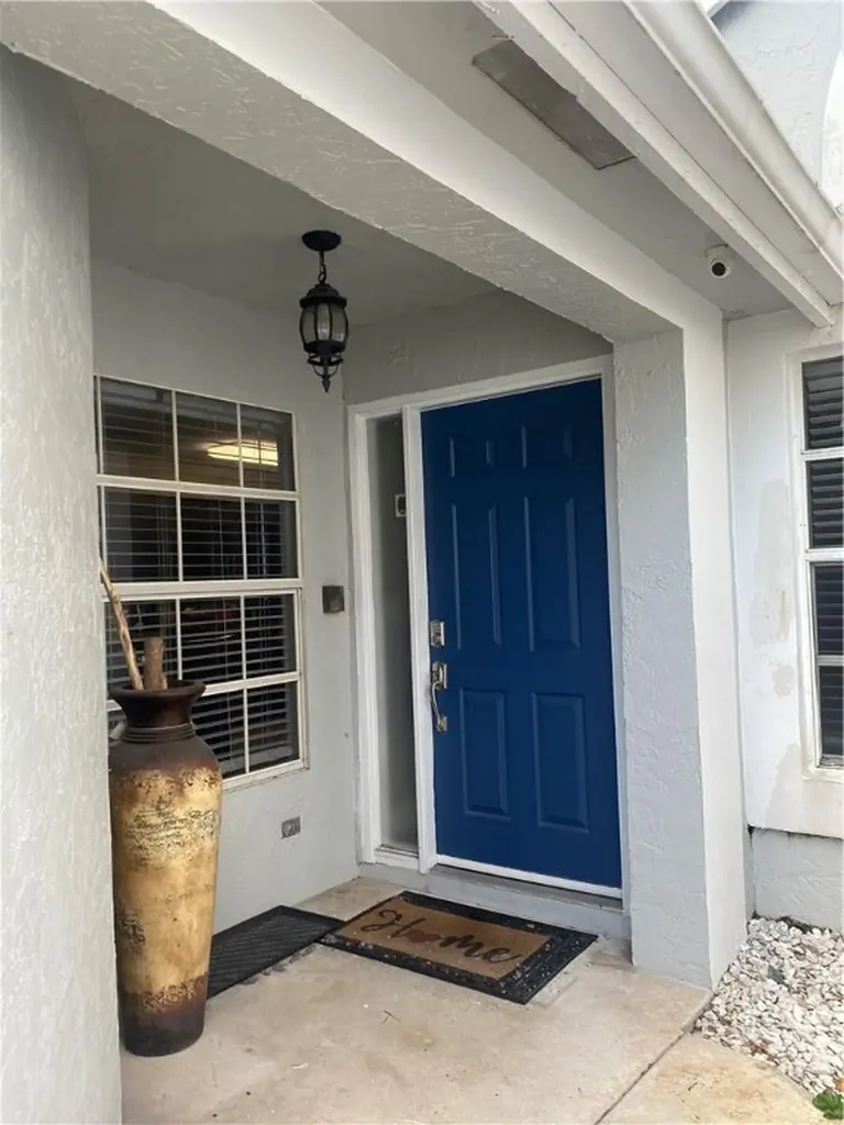 8739 Forest Hills Boulevard Coral Springs FL 33065