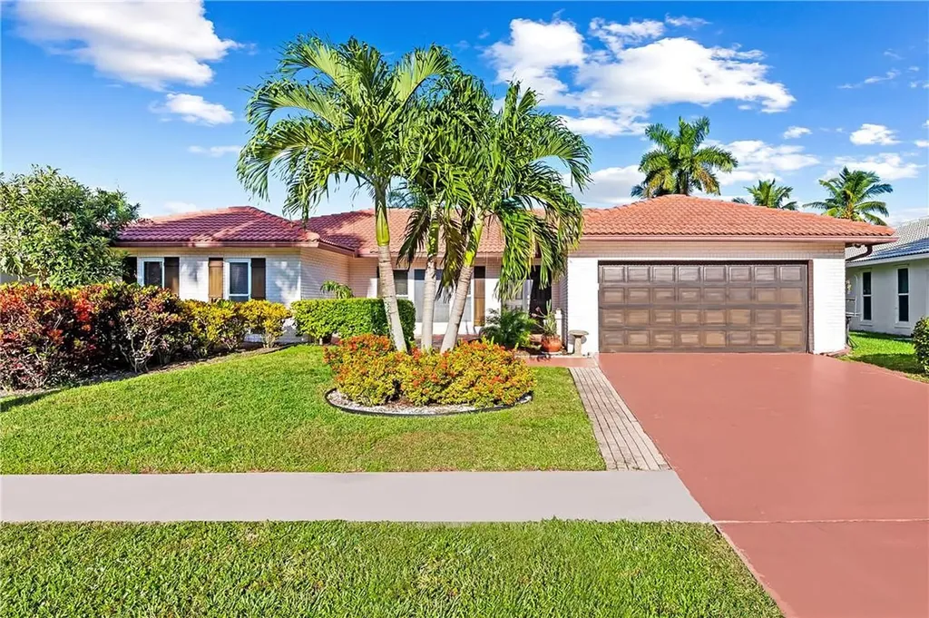 19760 Boca Greens Drive Boca Raton FL 33498