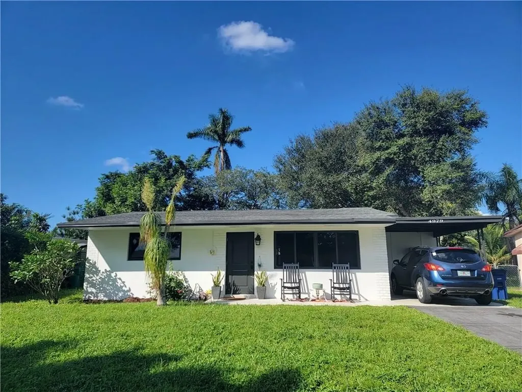 4979 SW 93rd Avenue Cooper City FL 33328