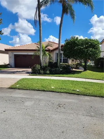 541 SW 181st Avenue Pembroke Pines FL 33029