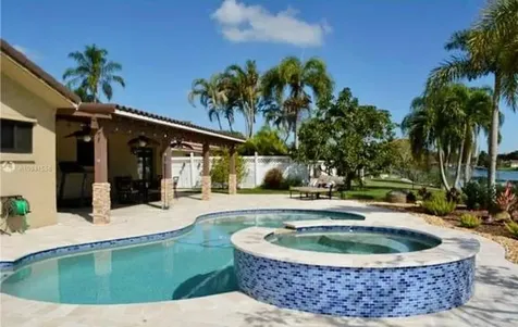 5644 SW 114th Avenue Cooper City FL 33330