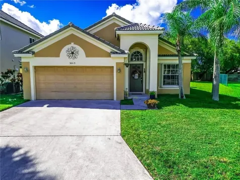 9913 N Grand Duke Circle Tamarac FL 33321