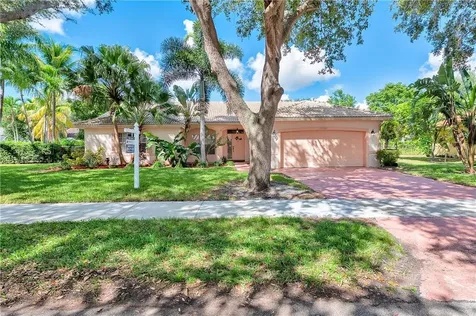 4469 NW 64th Street Coconut Creek FL 33073