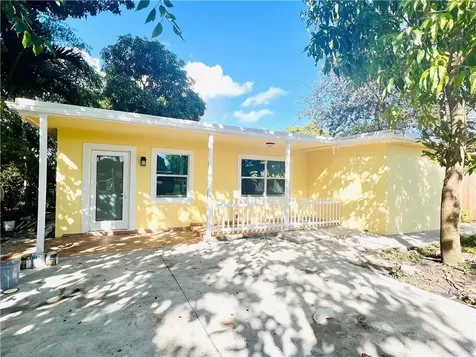 5605 Polk Street Hollywood FL 33021