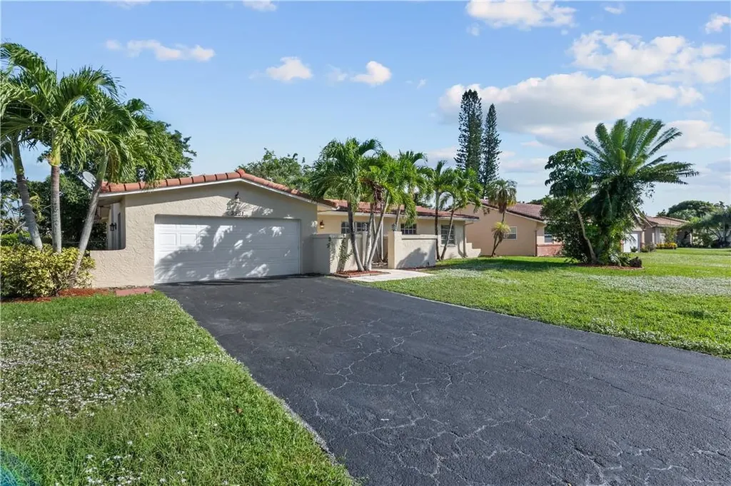 3961 NW 109th Avenue Coral Springs FL 33065