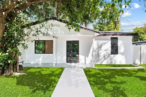 1411 SW 27th Court Fort Lauderdale FL 33315