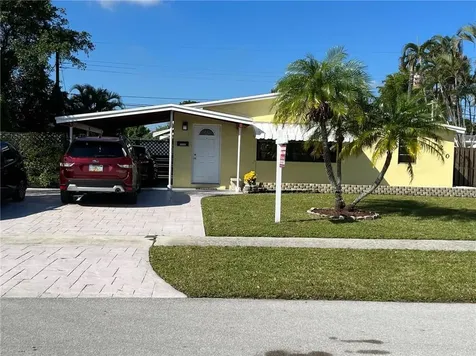 720 SW 67th Terrace Pembroke Pines FL 33023