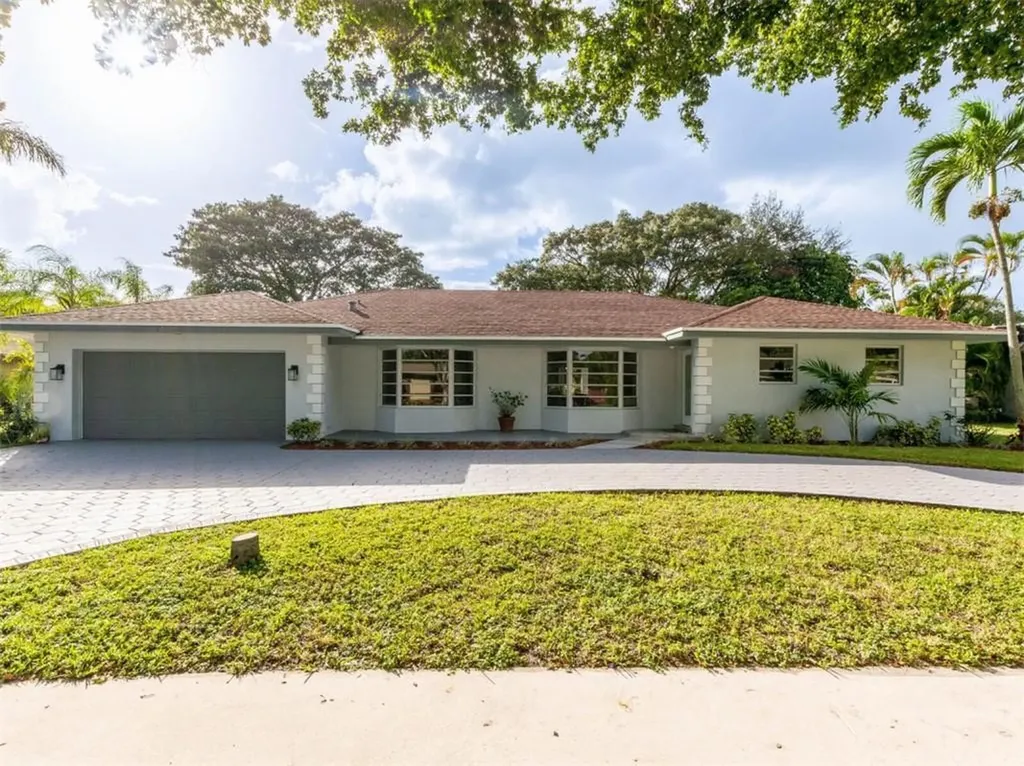 1461 SW 67th Terrace Plantation FL 33317