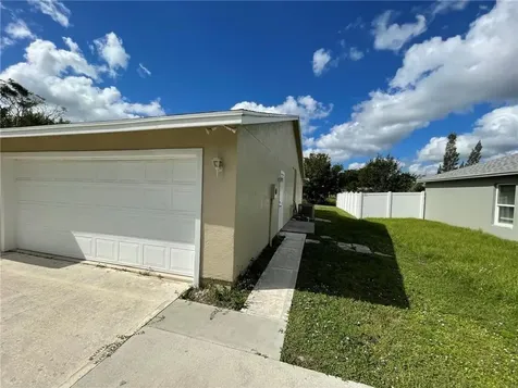 262 NW Bayshore Boulevard Port St Lucie FL 34983