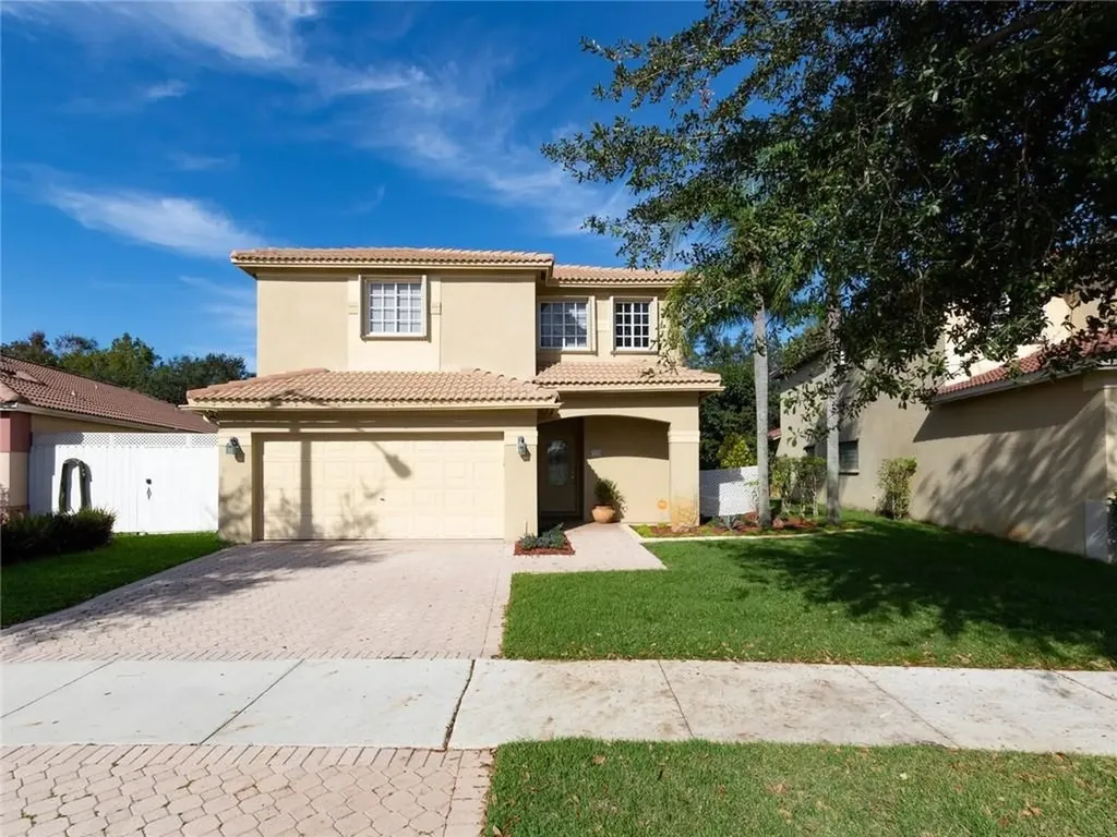 100 SW 206th Avenue Pembroke Pines FL 33029