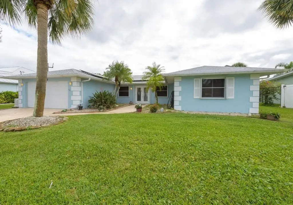 180 NE Surfside Avenue Port St Lucie FL 34983