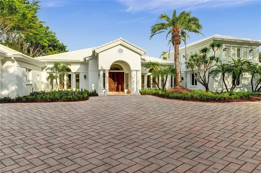 2828 Hurlingham Drive Wellington FL 33414