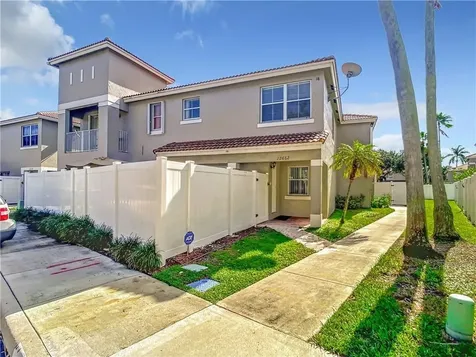 12662 SW 54th Street Miramar FL 33027