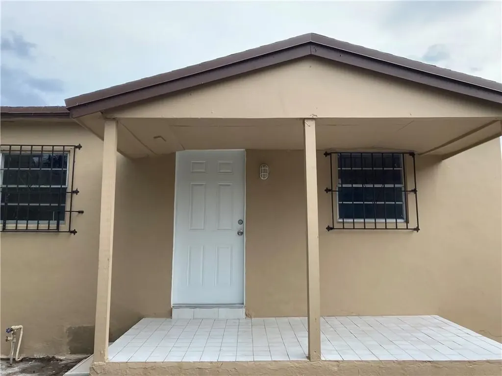 1770 NW 112th Terrace Miami FL 33167