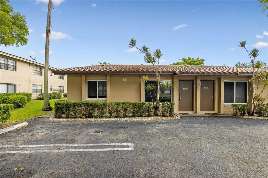 10837 NW 45th Street Coral Springs FL 33065