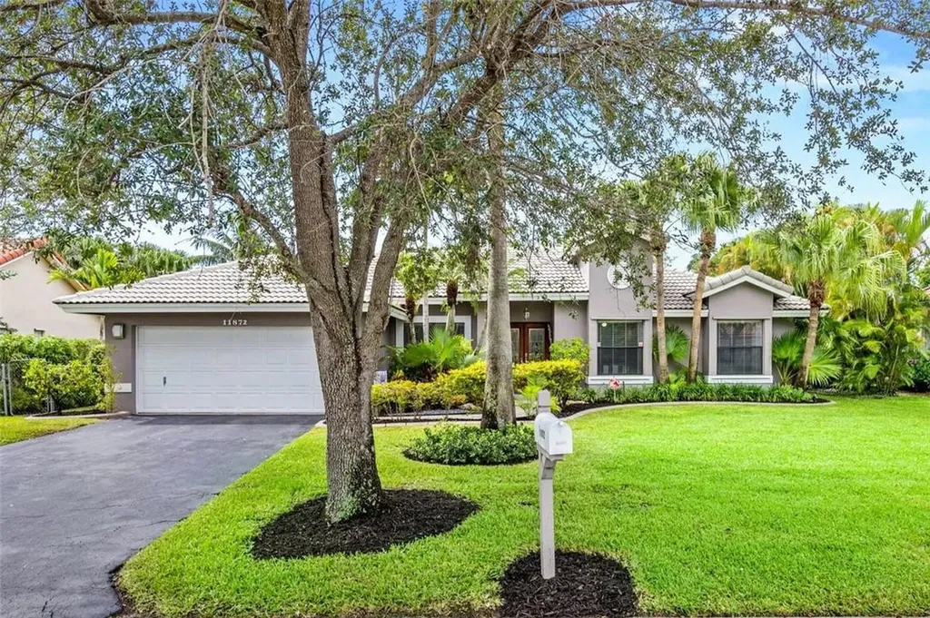 11872 NW 2nd Street Coral Springs FL 33071