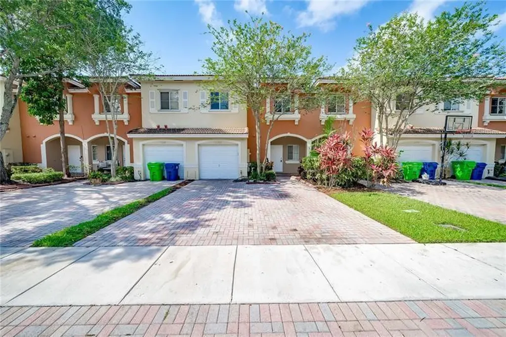 11322 NW 33rd Street Sunrise FL 33323