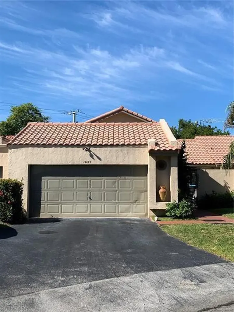 16874 Patio Village Lane Weston FL 33326
