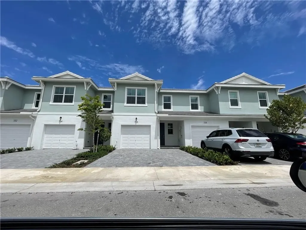 536 Sanderling Circle Deerfield Beach FL 33442