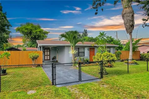 6109 Jefferson Street Hollywood FL 33023