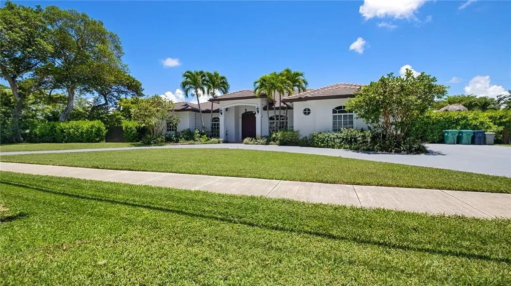 8460 SW 184th Street Cutler Bay FL 33157