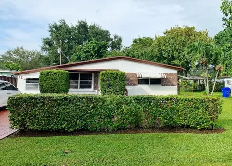 5641 Farragut Street Hollywood FL 33021