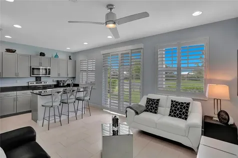 4922 NW 48th Terrace Tamarac FL 33319
