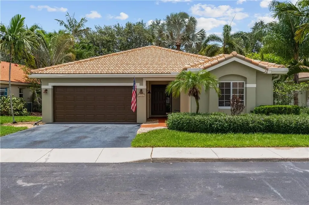 12565 NW 10th Place Sunrise FL 33323