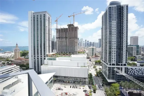 851 NE 1st Avenue Miami FL 33132