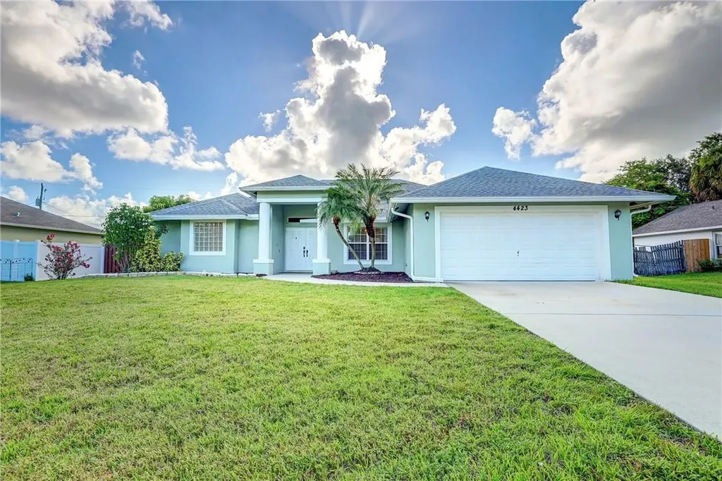 4423 SW Bonney Street Port St Lucie FL 34953