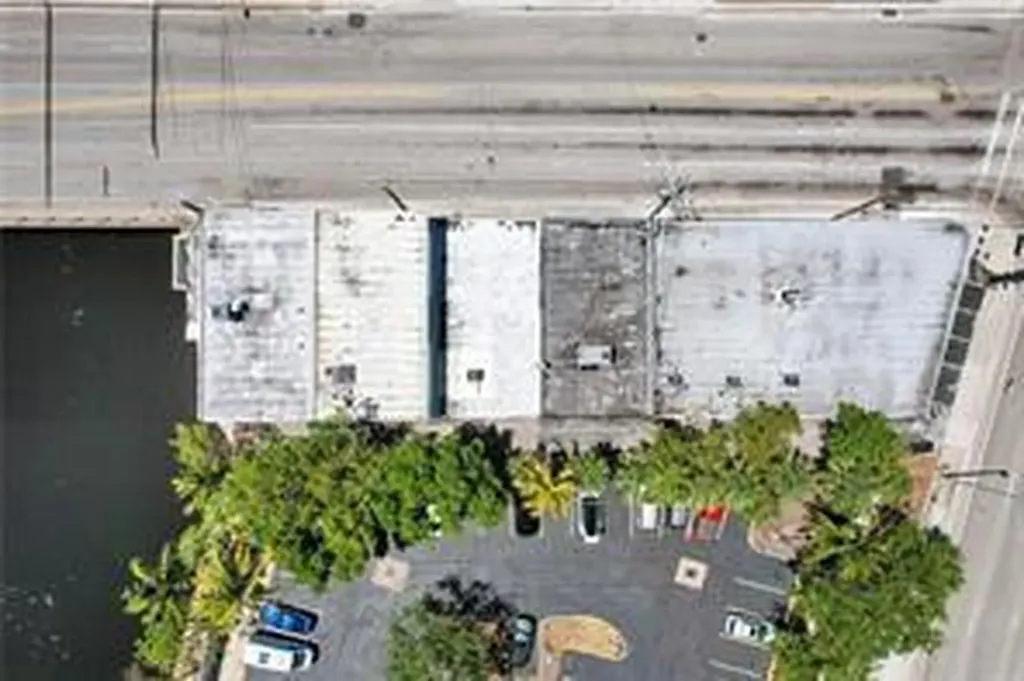 2206 NE 26th Street Wilton Manors FL 33305