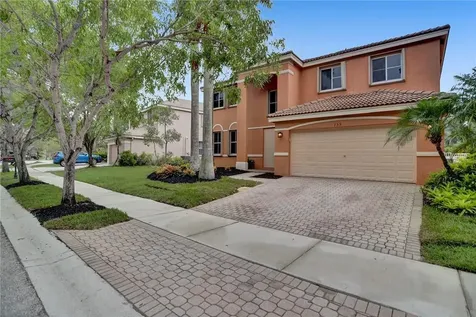 755 Sunflower Circle Weston FL 33327