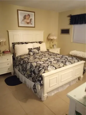 5131 W Oakland Park Boulevard Lauderdale Lakes FL 33313