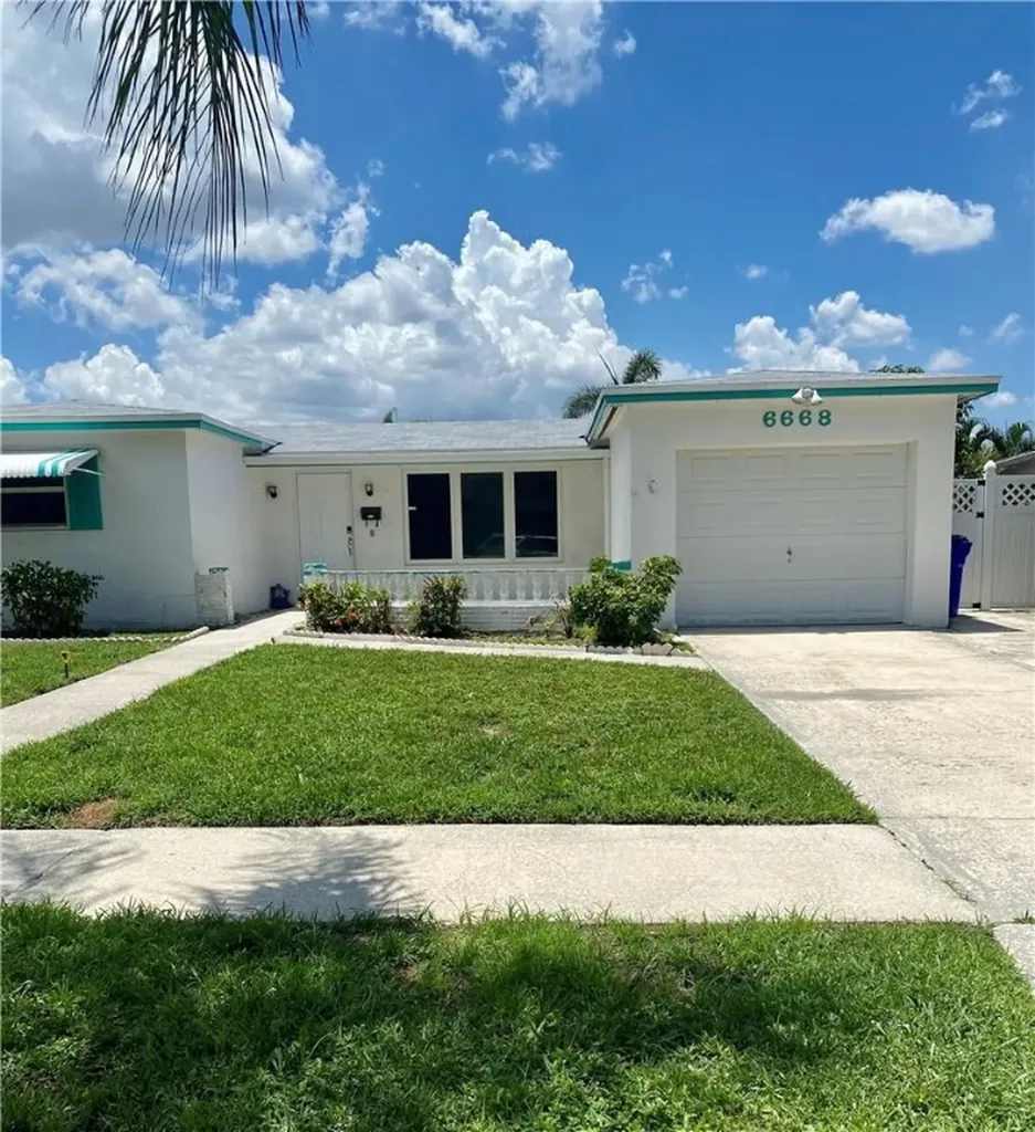 6668 NW 2nd Street Margate FL 33063