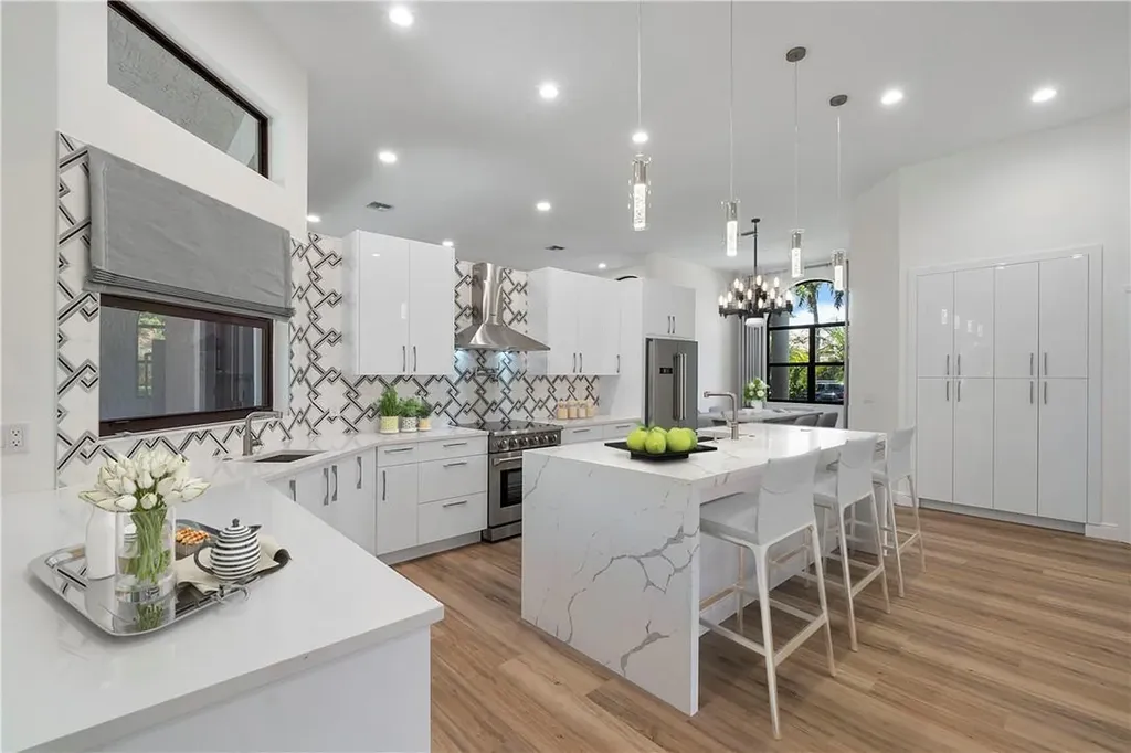 1859 NW 124th Way Coral Springs FL 33071
