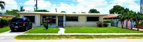 5381 W 15th Court Hialeah FL 33012