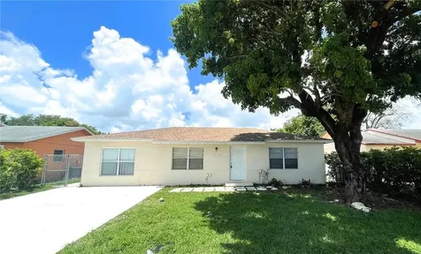 310 SW 79th Way North Lauderdale FL 33068