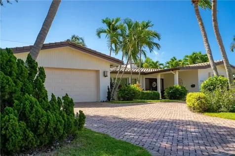 4240 NE 26th Terrace Lighthouse Point FL 33064