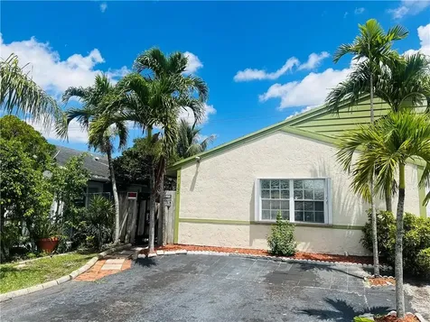 7165 SW 11th Court North Lauderdale FL 33068