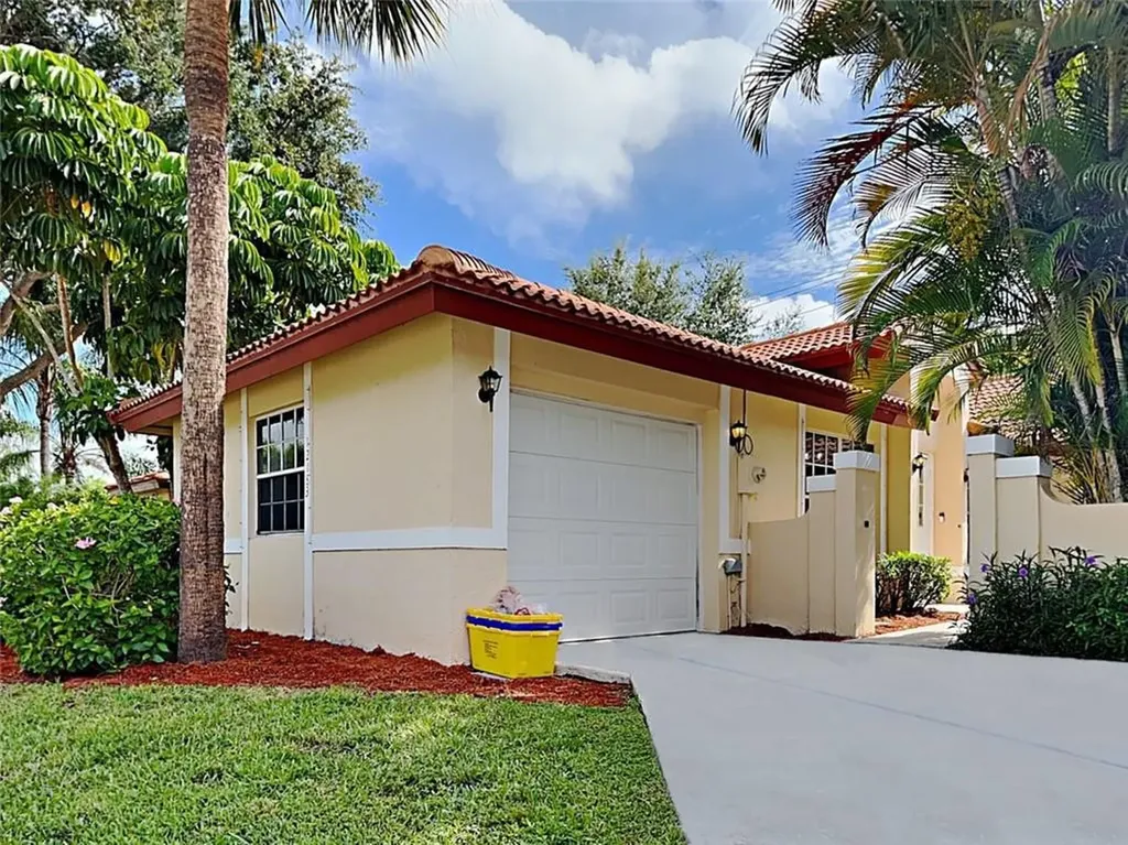 12183 Cuddington Court Wellington FL 33414