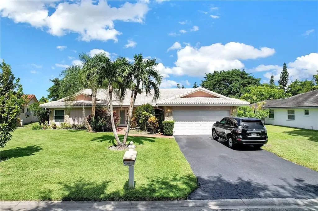 3951 NW 114th Avenue Coral Springs FL 33065